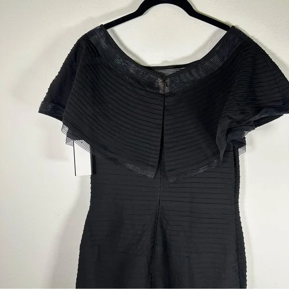 NWT $319 Tadashi Shoji Tabora Off The Shoulder Little Black Dress Size Medium - Picture 7 of 15